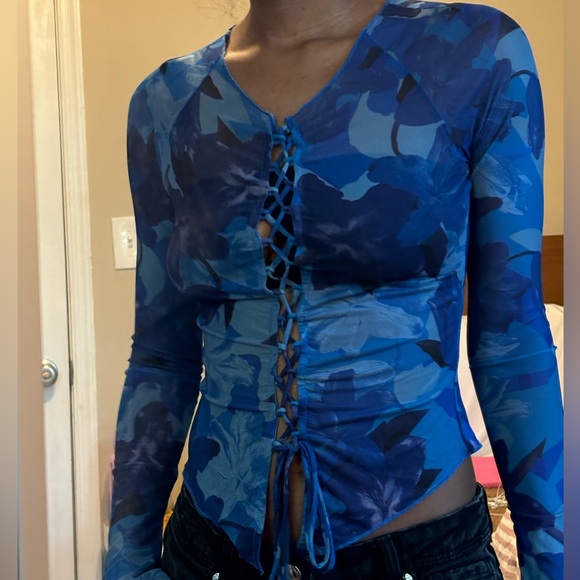 Blue Floral Lace-Up Blouse - Picture 2 of 4